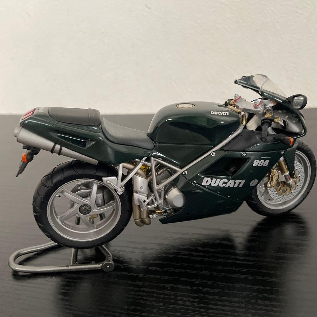 マトリックス ミニチャンプス DUCATI996 1：12 - メルカリ