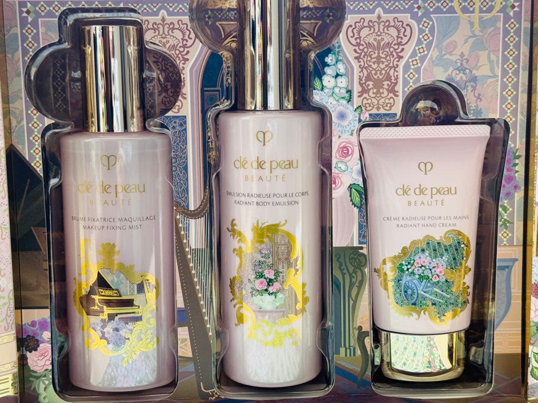 クレドポーボーテ　コフレ　ラディユー　スティル　ロココ 楽天市場】Clé de Peau Beauté コフレ ラディユースティル ロココ