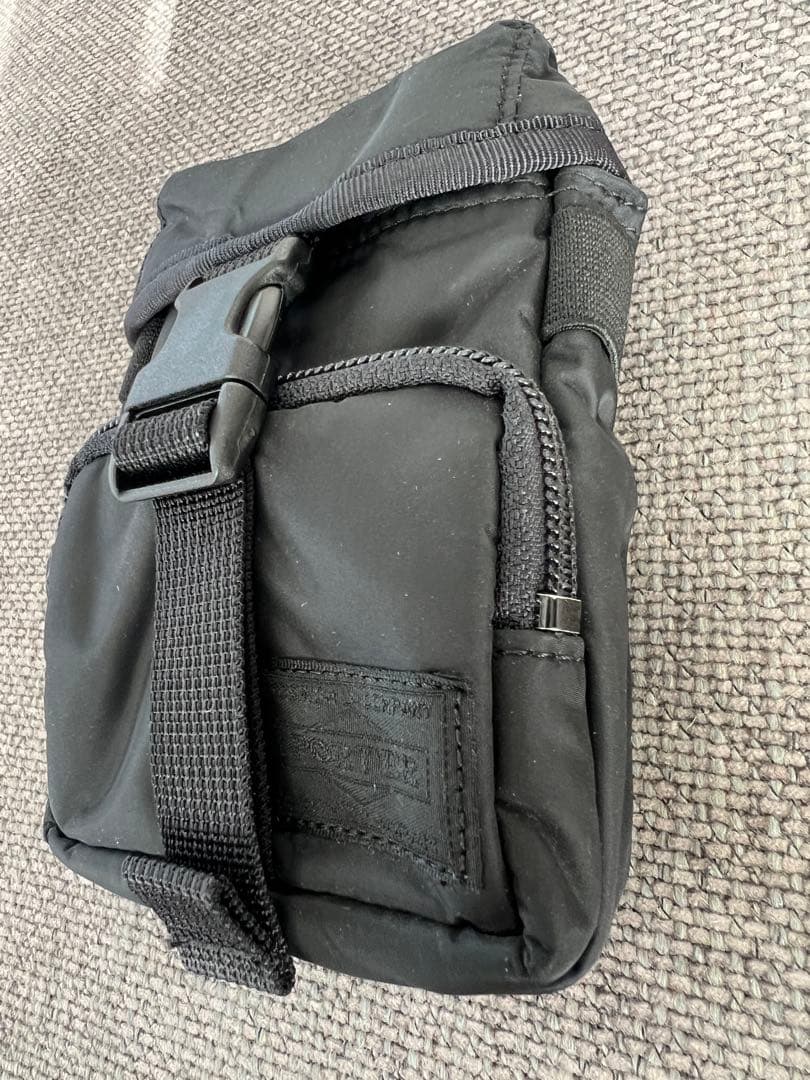 超美品 HEADPORTER BLACKBEAUTY ガジェットポーチ藤原ヒロシ - メルカリ