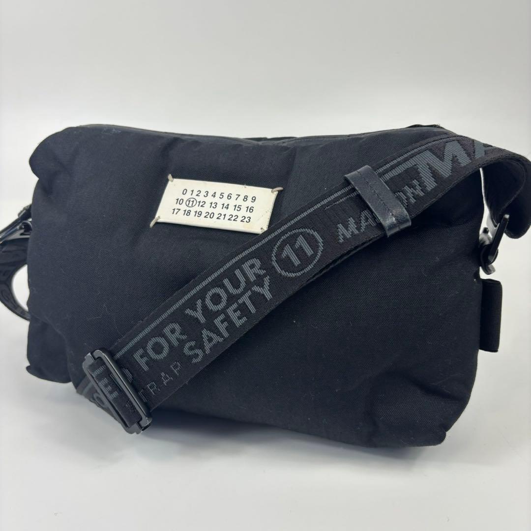 メゾンマルジェラ グラムスラム ボディバッグ ショルダーバッグ 希少デザイン Maison Margiela（メゾン マルジェラ)GLAM SLAM グラムスラム ナイロン