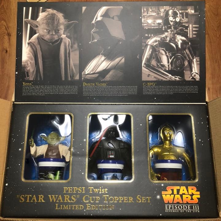 ペプシ　pepsi twist starwars cup topper set