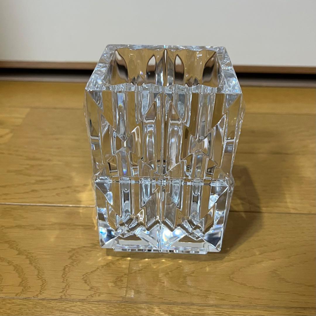 Baccarat バカラ　花瓶　クリスタル　　カットデザイン　箱付き　未使用品 バカラ（Baccarat） 【神戸の質屋】【Baccarat/バカラ】花瓶