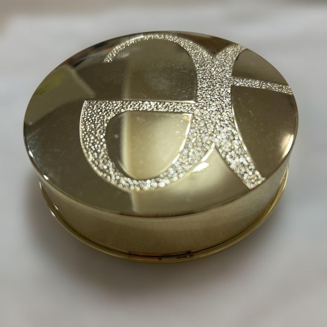 エレガンス フェースパウダー リクスィーズ VIII