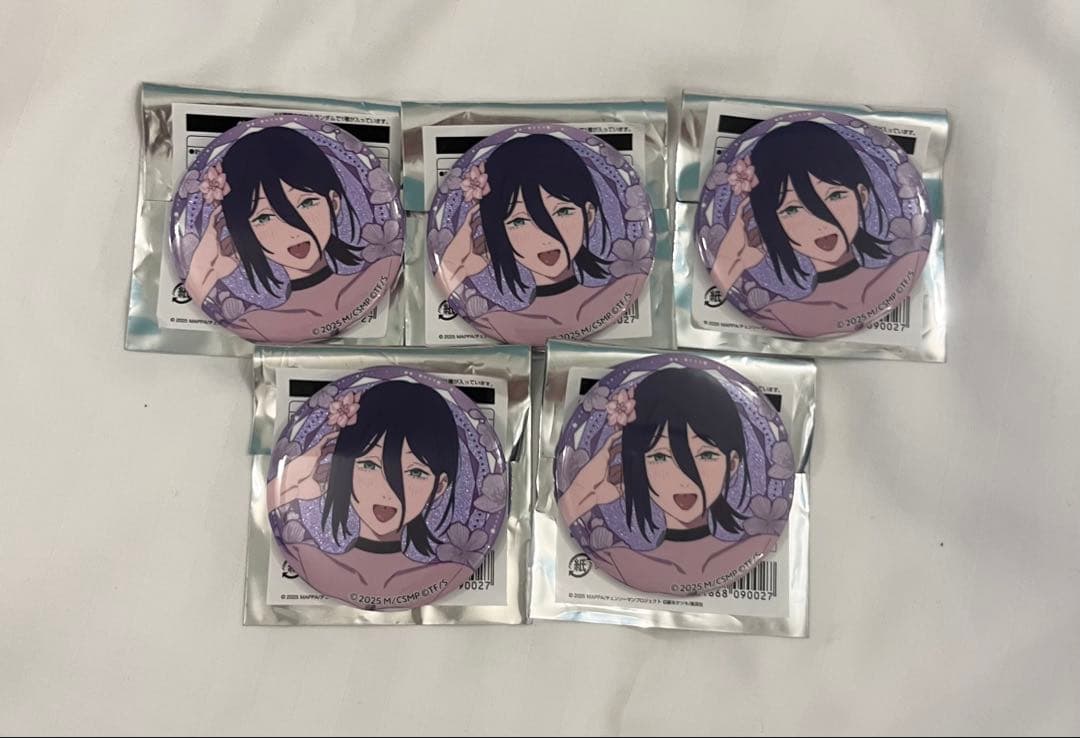 チェンソーマン　プリンスホテル　グリッター缶バッジ　レゼ