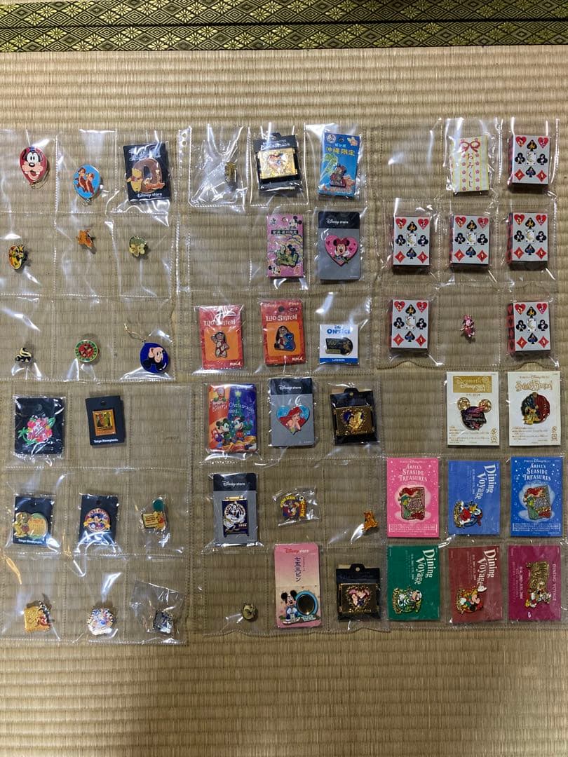 ディズニーグッズ　ピンバッジやキーホルダー大量まとめ売り 公式】ピンバッジセット｜おすすめグッズ | 東京ディズニーリゾート