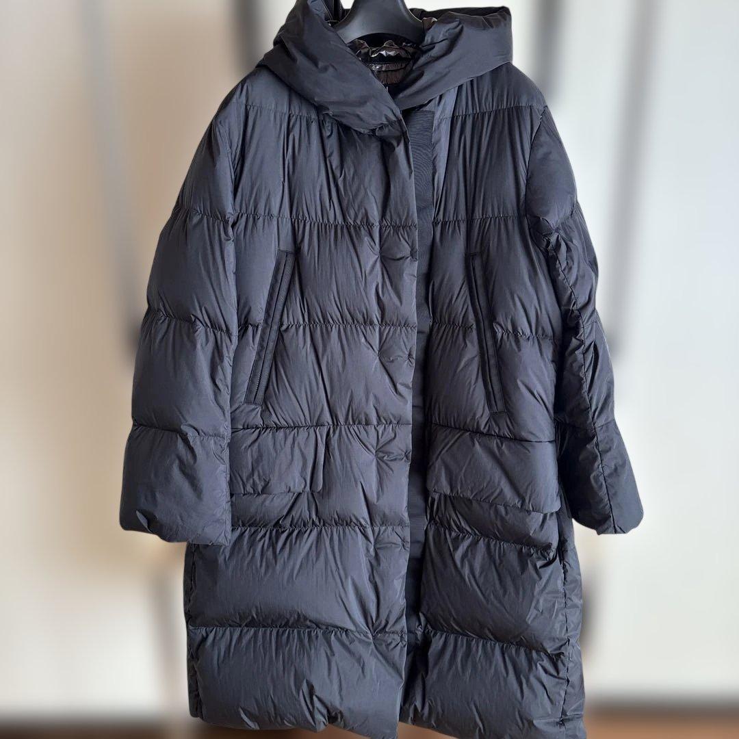 UNIQLO+J　ジル・サンダーコラボ フード付ブラックダウンジャケット