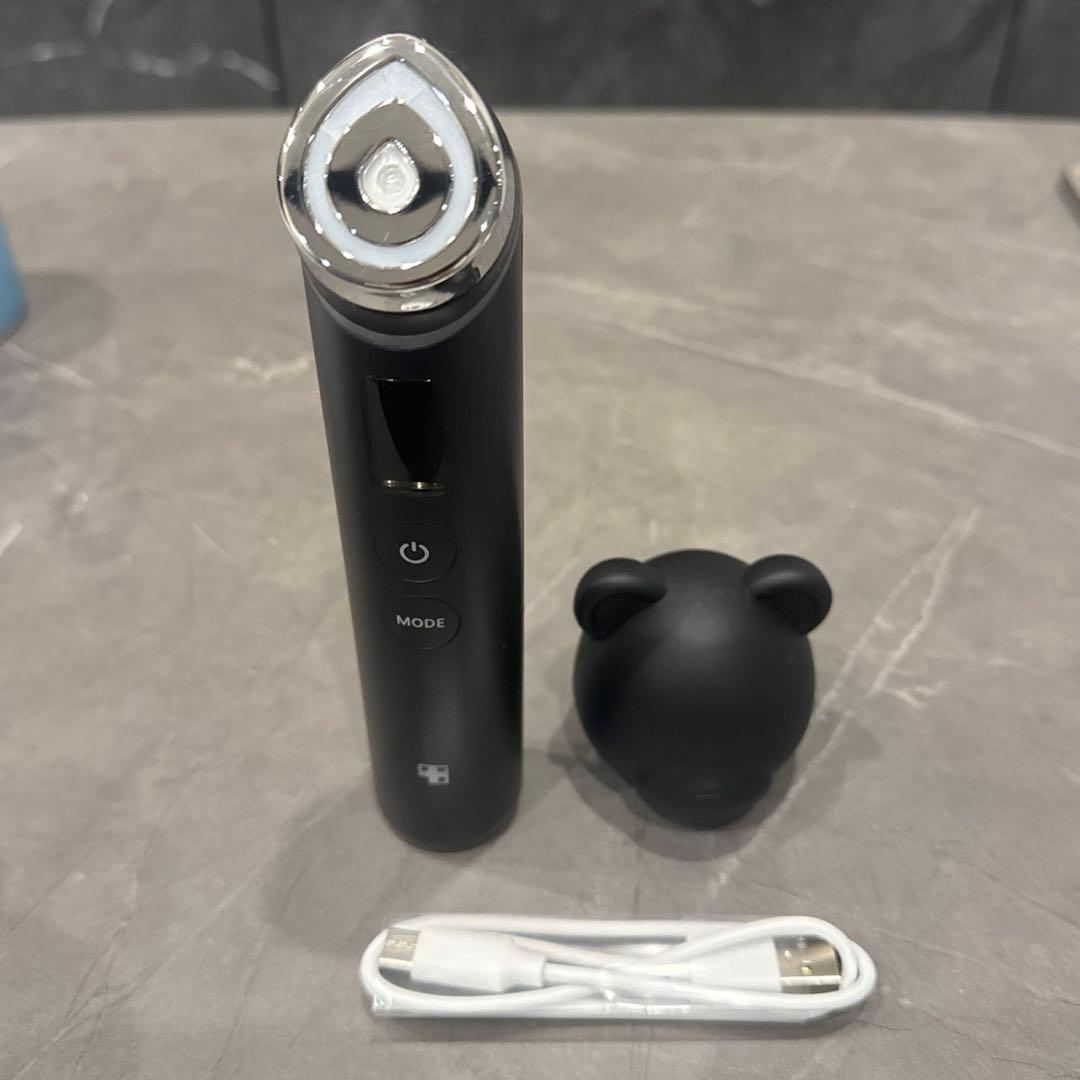 medicube 美顔器　黒➕熊さんキャップ