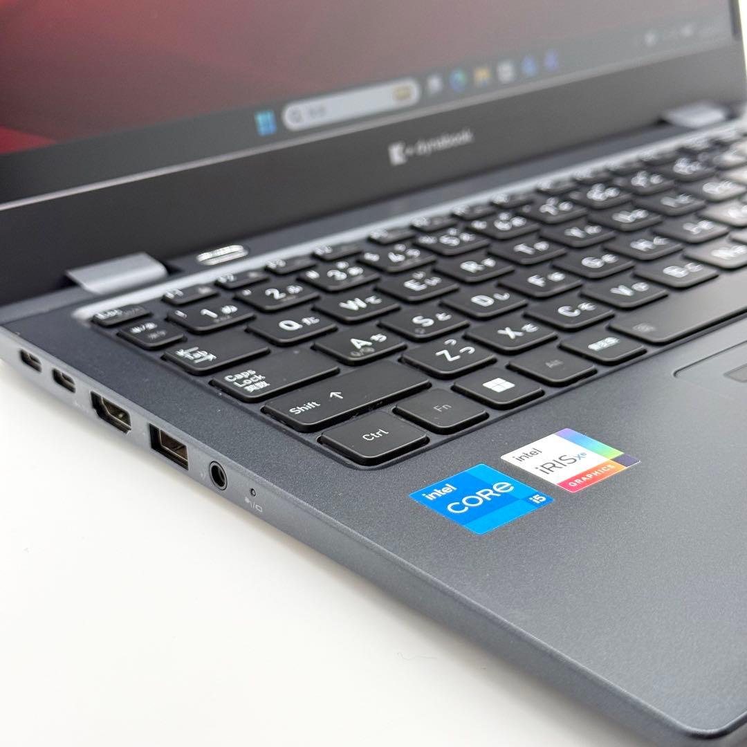 東芝 dynabook 11世代i5 16GB SSD256 小型軽量 高速静音 - メルカリ