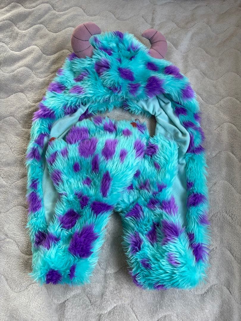 モンスターズインク　サリーファンキャップ　マフラー 東京ディズニーリゾート モンスターズインク サリー マフラー付き