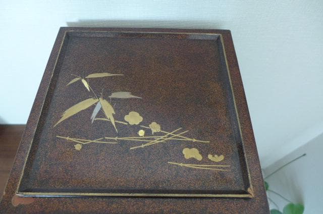 漆塗り重箱 花鳥風月 金箔装飾 木製漆器 時代物 重箱 螺鈿 松竹梅 高価