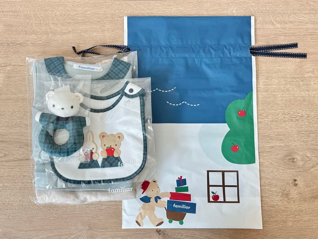 《豪華出産祝い》familiar 3点セット カバーオール スタイ ラトル