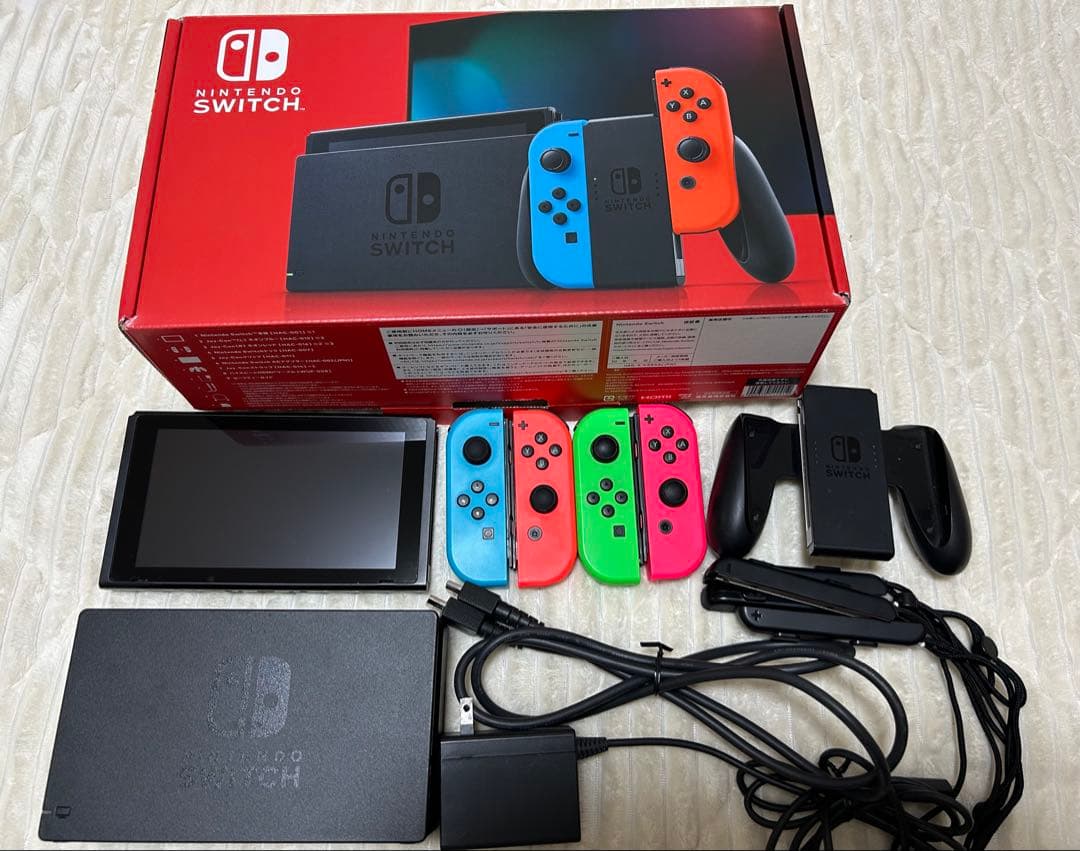 ニンテンドースイッチNintendo Switch本体、Joy-Con4つ 箱付