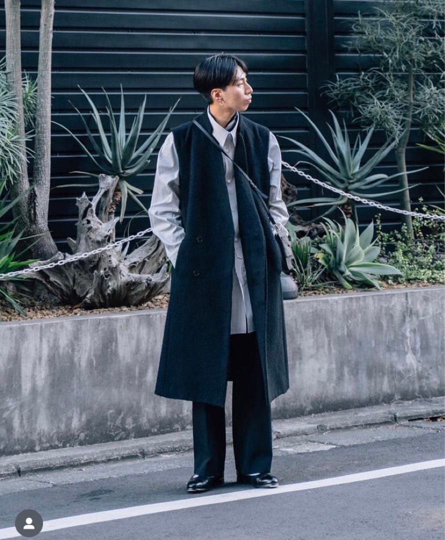トップス JUHA SLEEVELESS COAT / Black