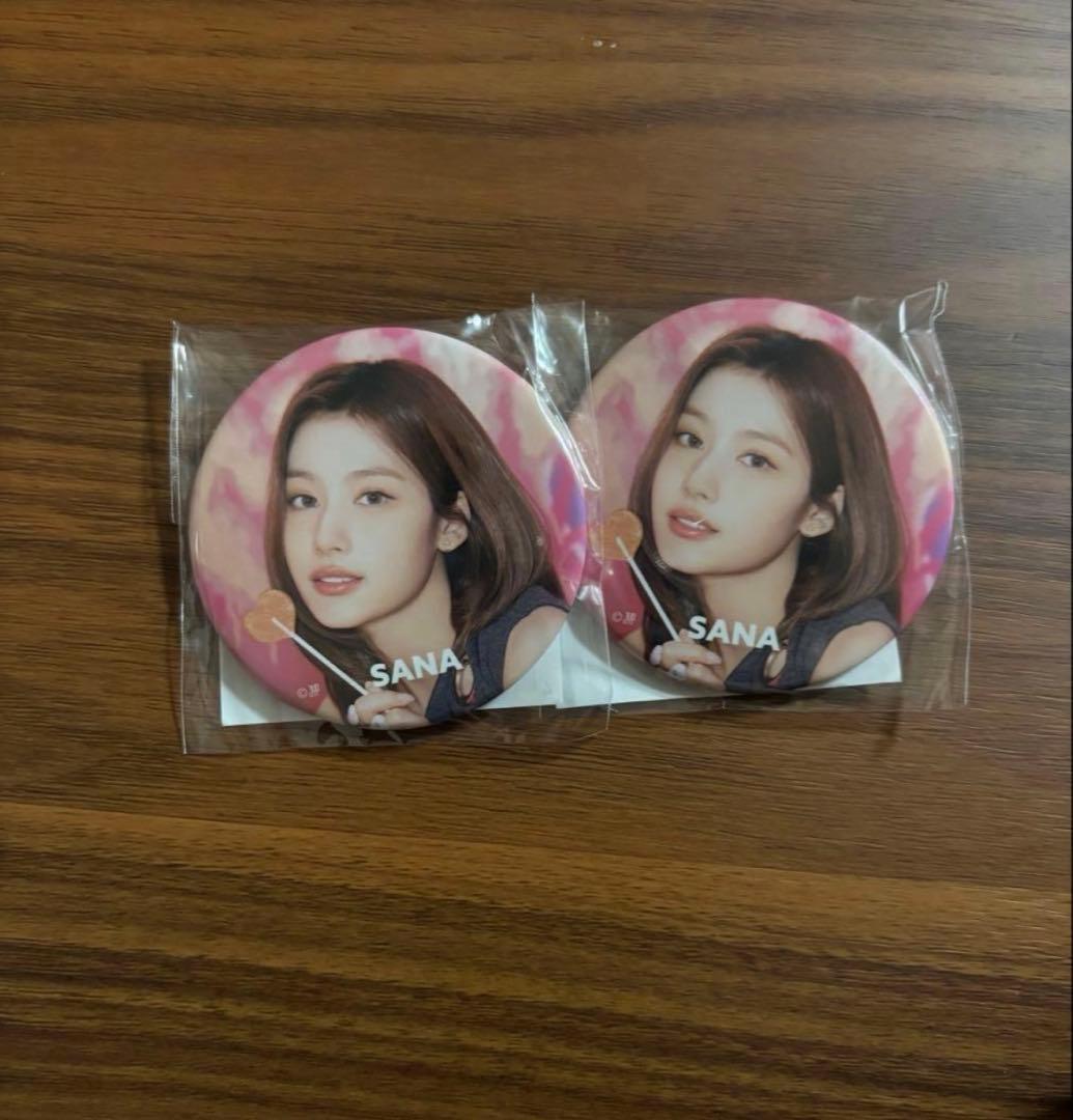 TWICE サナ this is for 缶バッジ 缶バッチ 2つ - メルカリ
