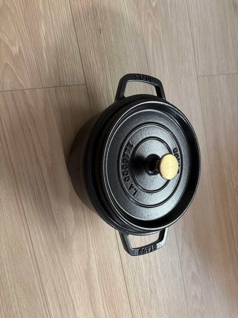 STAUB ピコココットラウンドブラック　22cm