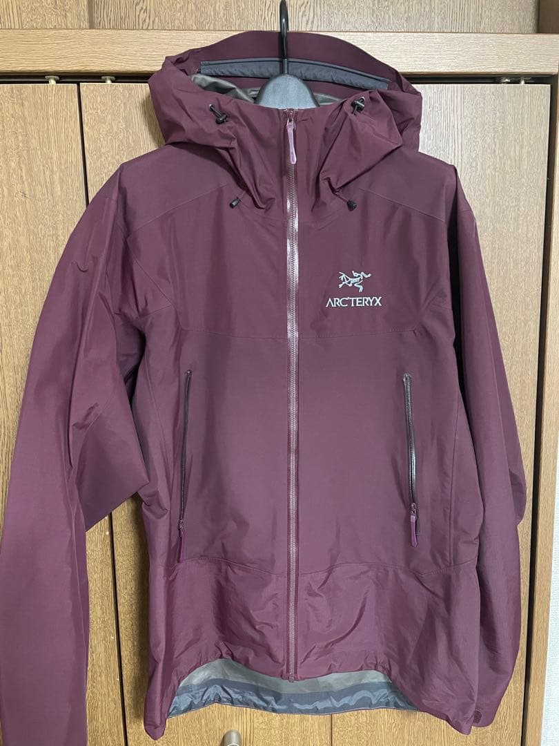 ジャケット・アウター ARC'TERYX BETA SL HYBRID JACKET