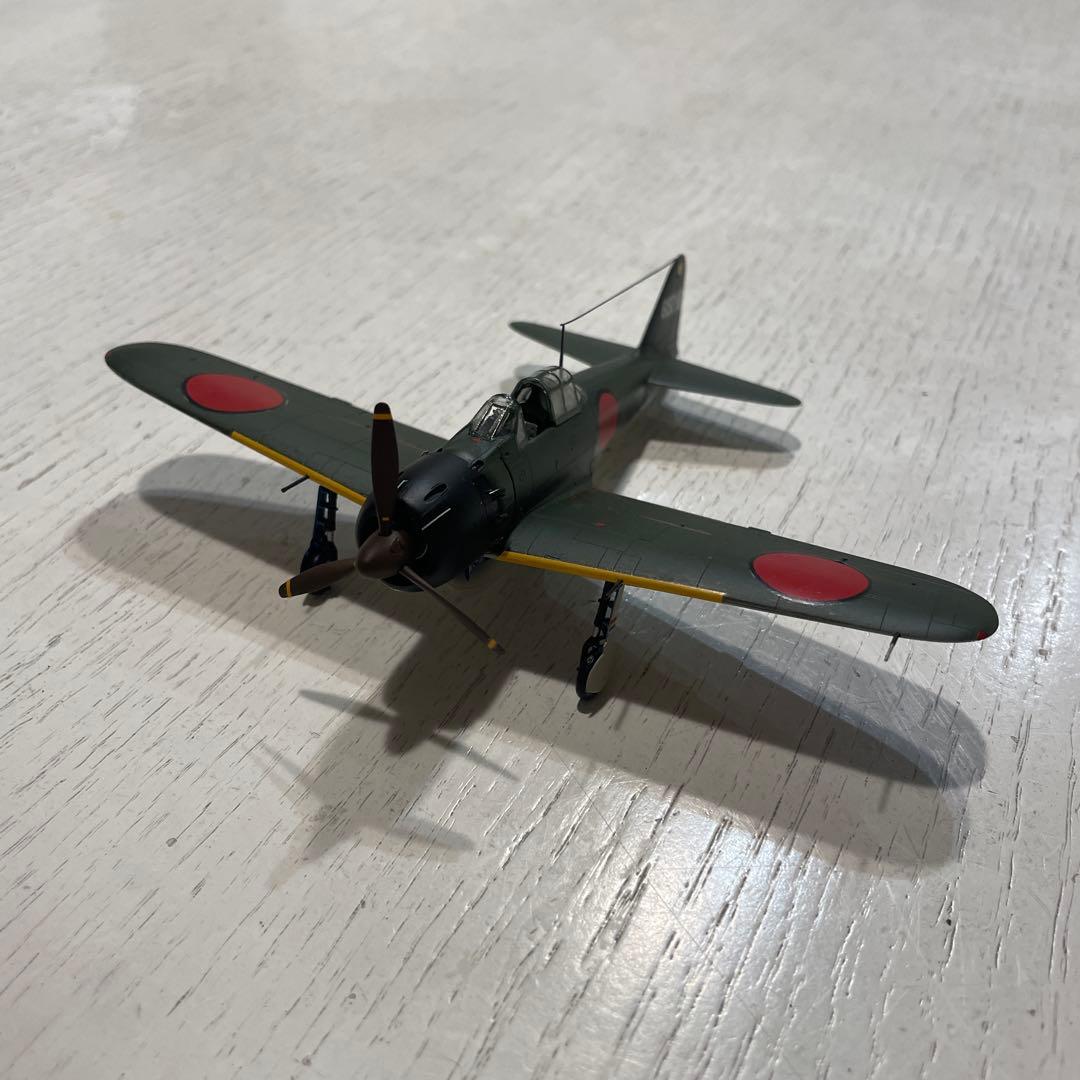 航空機モデル タミヤ　1/72 スケール　全塗装済み　アンテナ改造取り付け