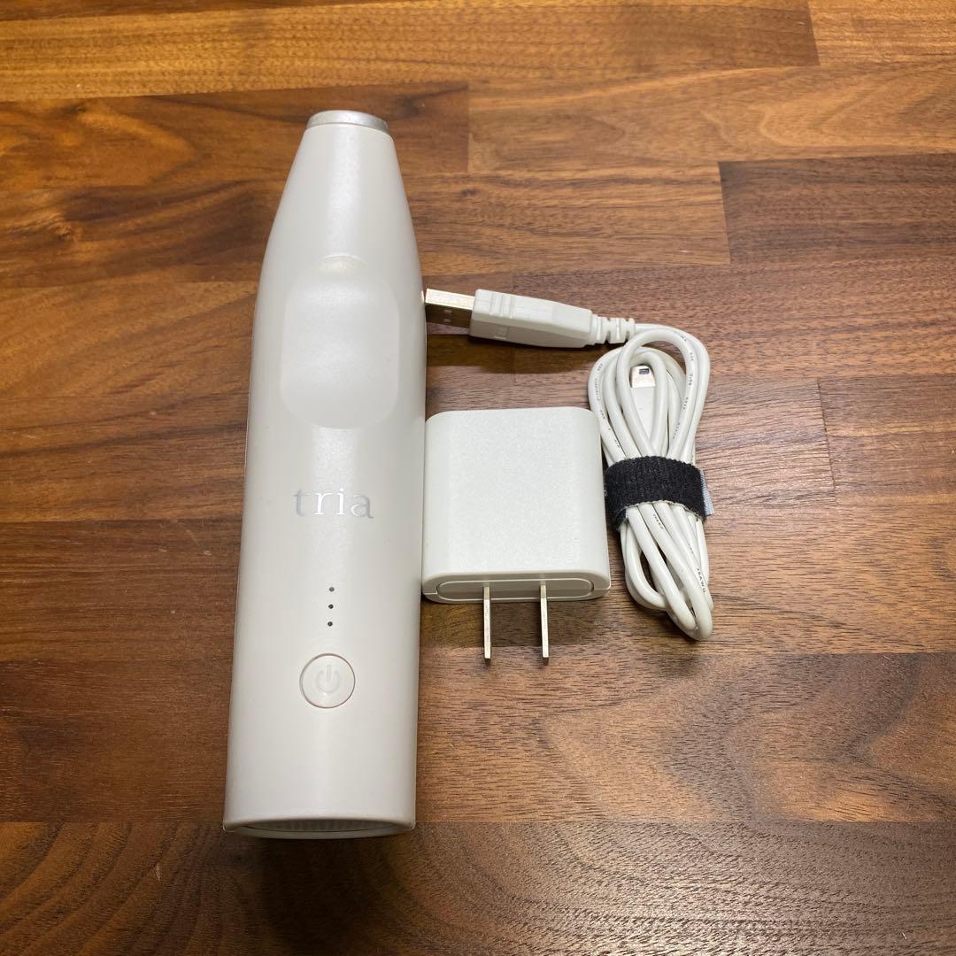トリア Tria パーソナル脱毛器 プレシジョン（本体・充電器）