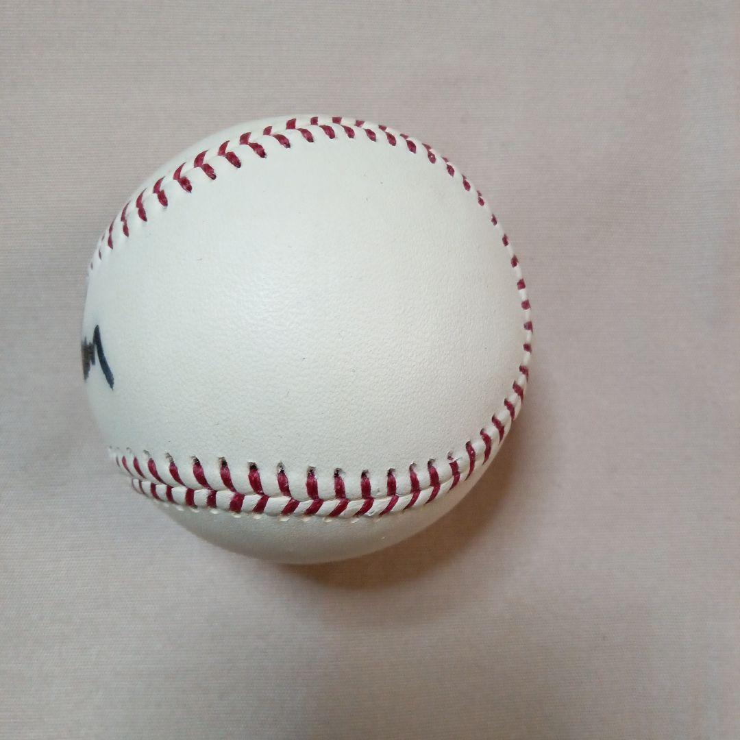 ランディジョンソン選手のサインボール - メルカリ