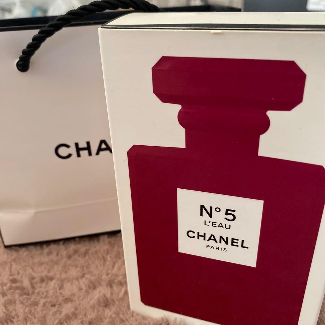 値下げ❗️シャネルNo.５ローオードゥトワレット