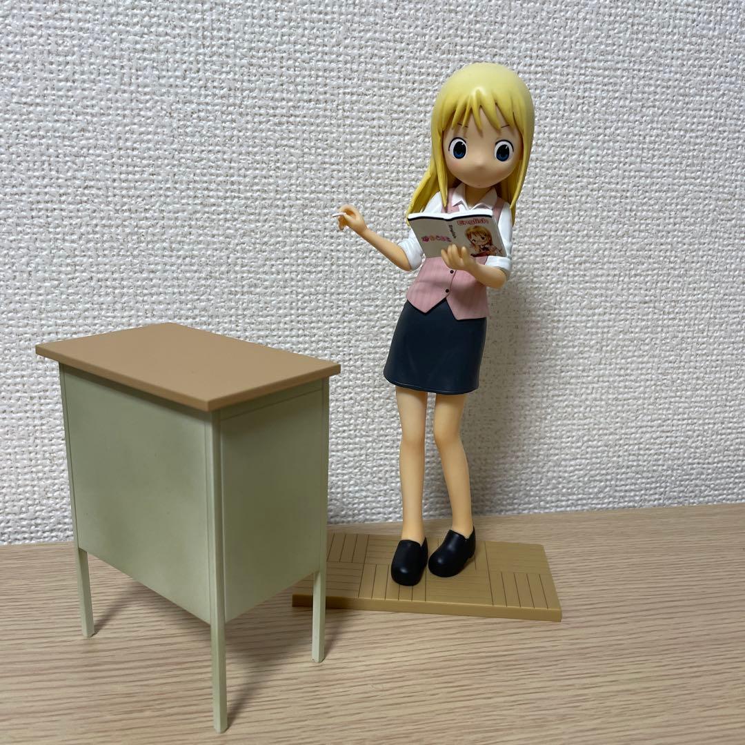 苺ましまろ アナ・コッポラ 英語教師 コナミフィギュア 10050348.jpg
