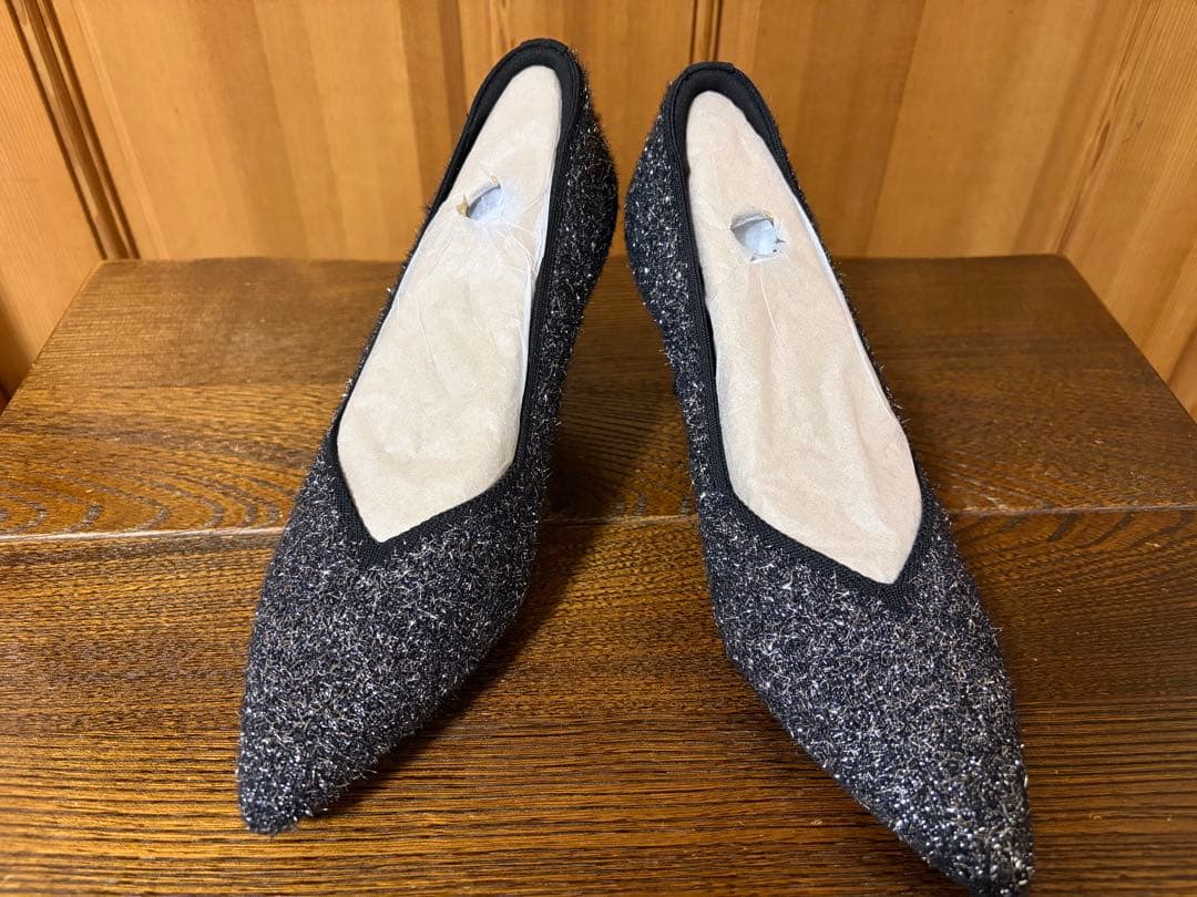 【お値下げ】VIVAIAポインテッドトゥ ハイヒール　現行品 Scarlett] ポインテッドトゥ キトゥンヒール パンプス – VIVAIA JAPAN