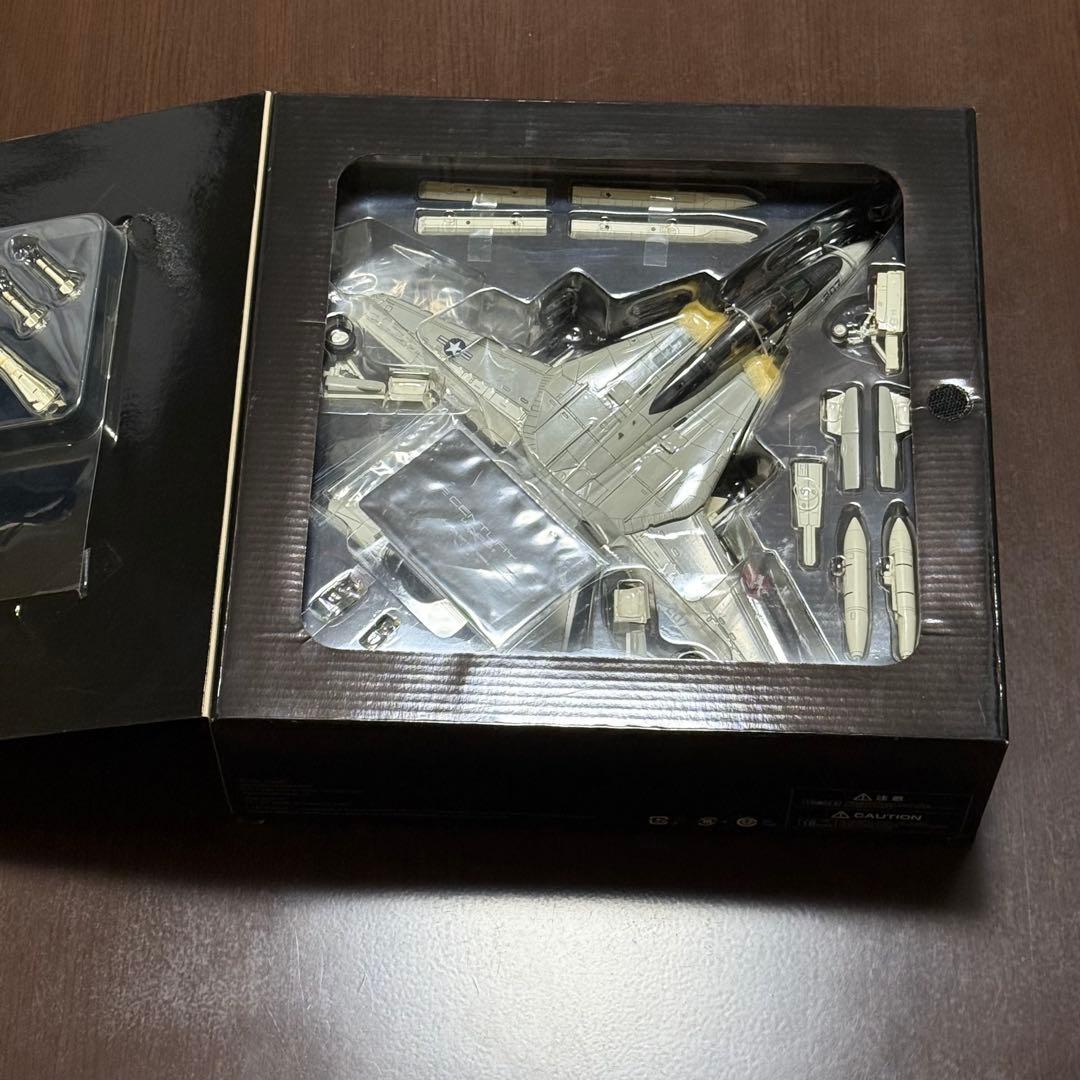 F-14Aトムキャット VF-84 1:72 アメリカ海軍 F-14A トムキャット“VF-84 ジョリーロジャース