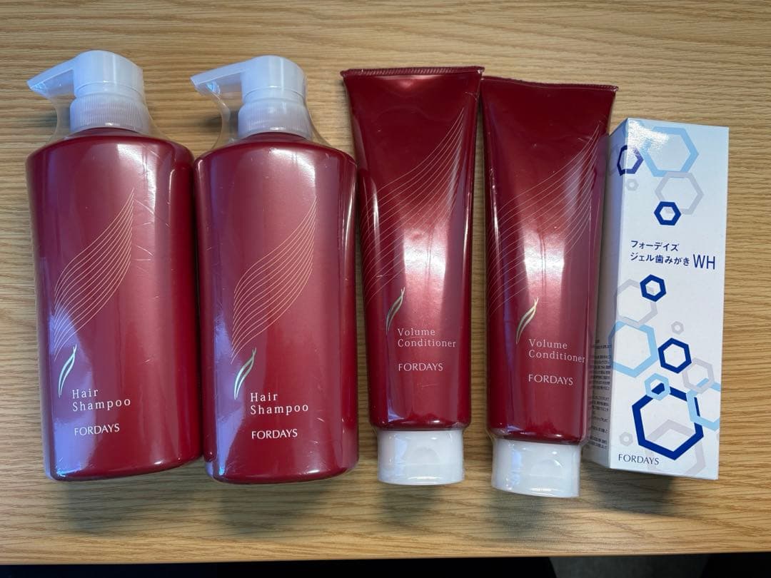 【くり専用】ヘアシャンプー＆コンディショナー2本セット+歯磨きWH