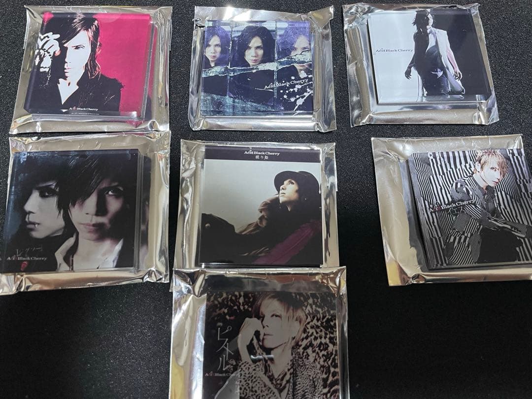 Acid Black Cherry アクリルマグネット - メルカリ