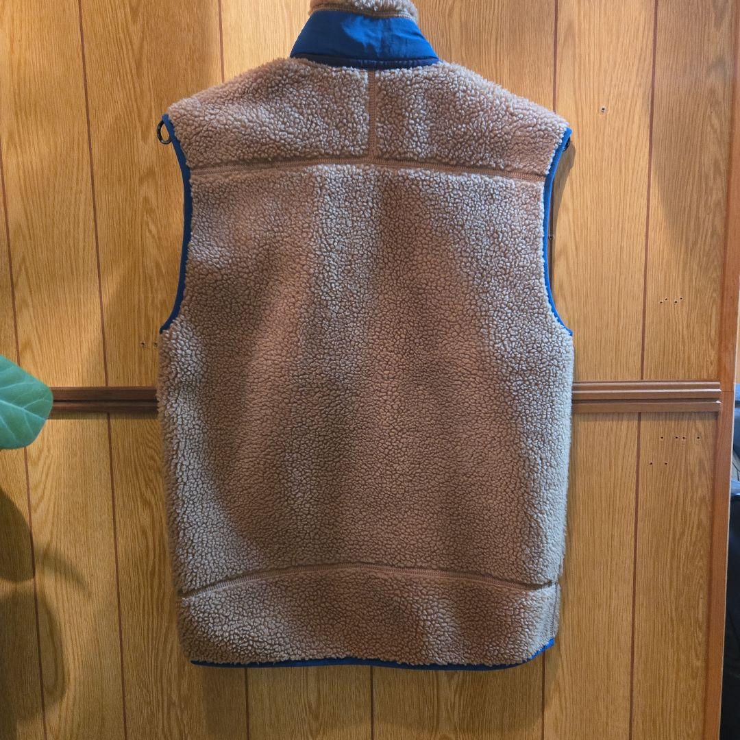 patagonia フリースベスト ベージュ・青 メンズ XS - メルカリ