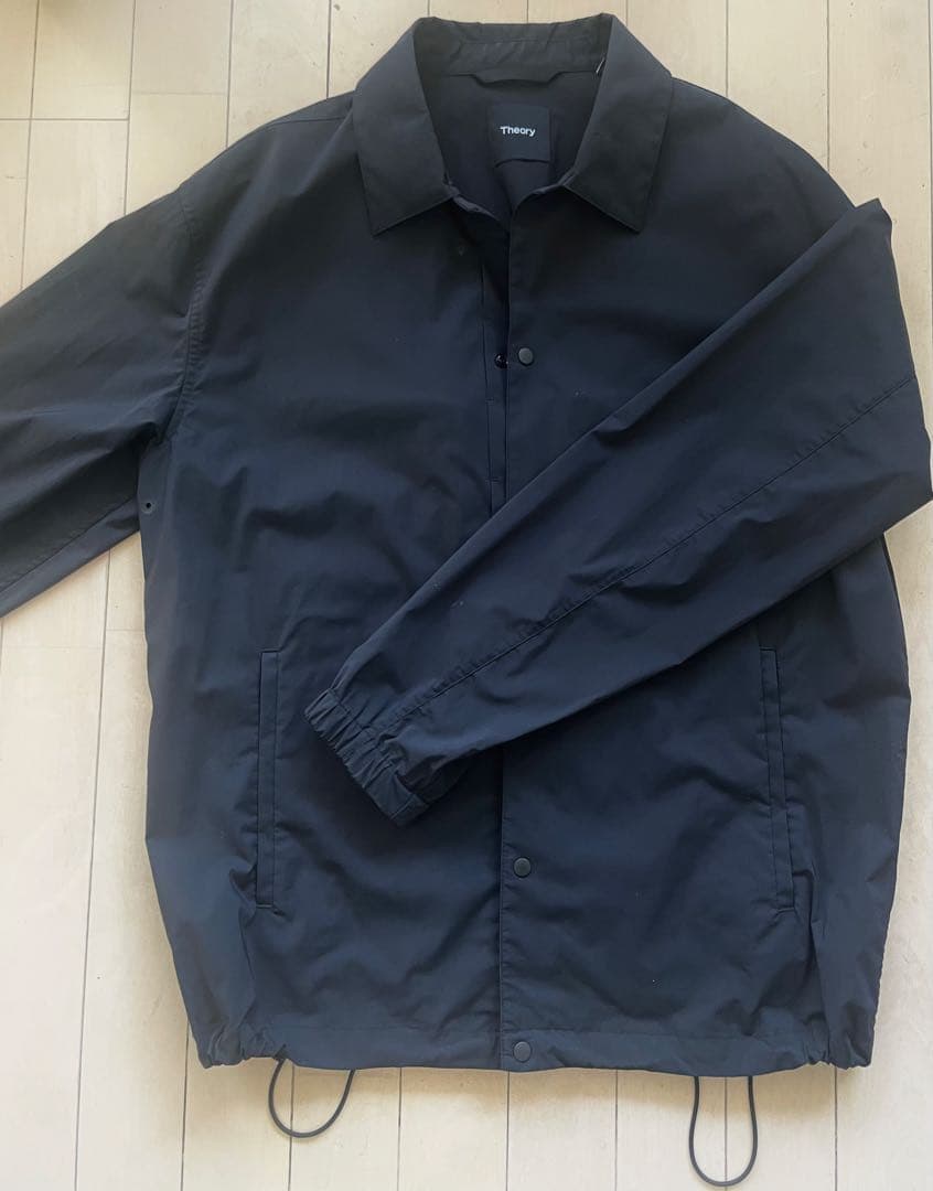 お買い得、未使用‼️Theory ブラック ナイロンジャケット