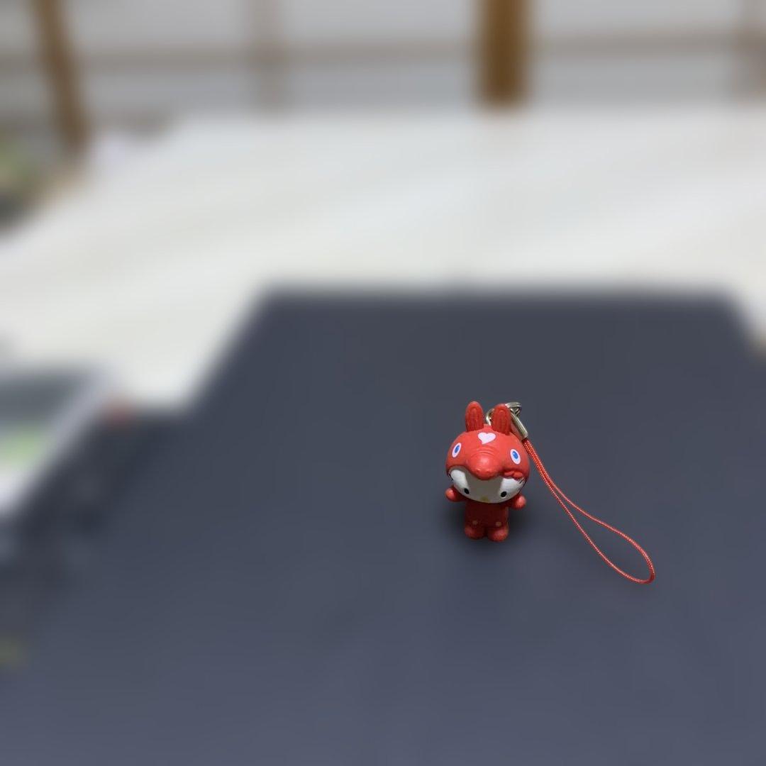 ハローキティ ウサギコスチューム ストラップ - メルカリ