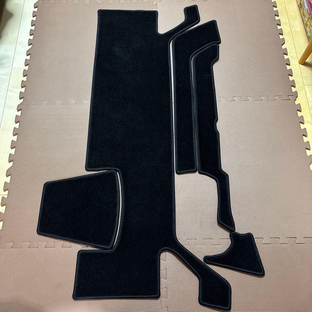 【本日限定価格】90系ヴォクシー　ダッシュボードマット　FJ CRAFT