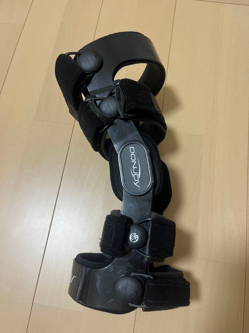 Donjoy ドンジョイ CI用 右脚 4TITUDE 膝関節用装具 サポーター - メルカリ