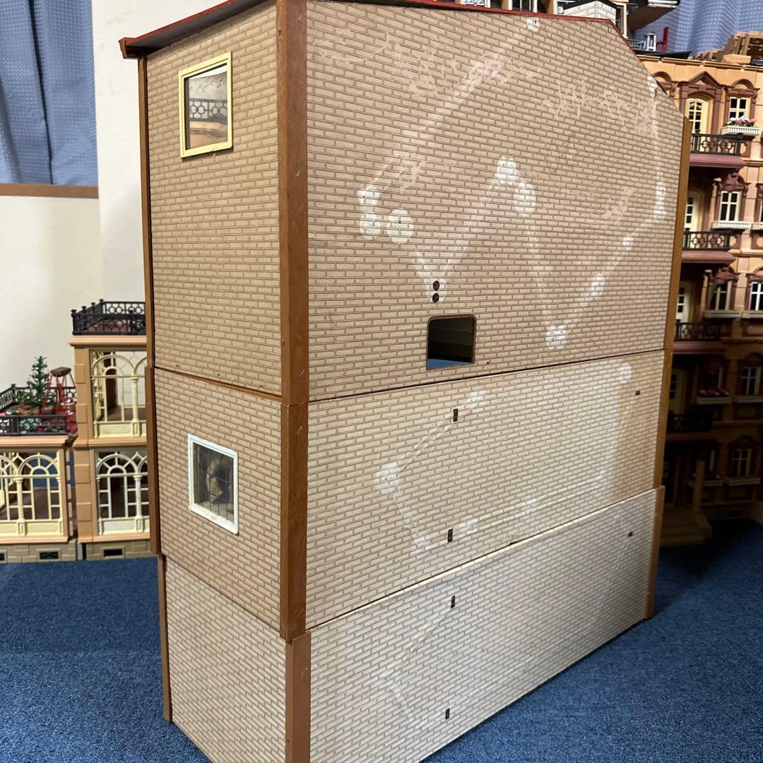 lundby Lundby ドールハウス 四階建 シルバニアに ミニチュア - メルカリ