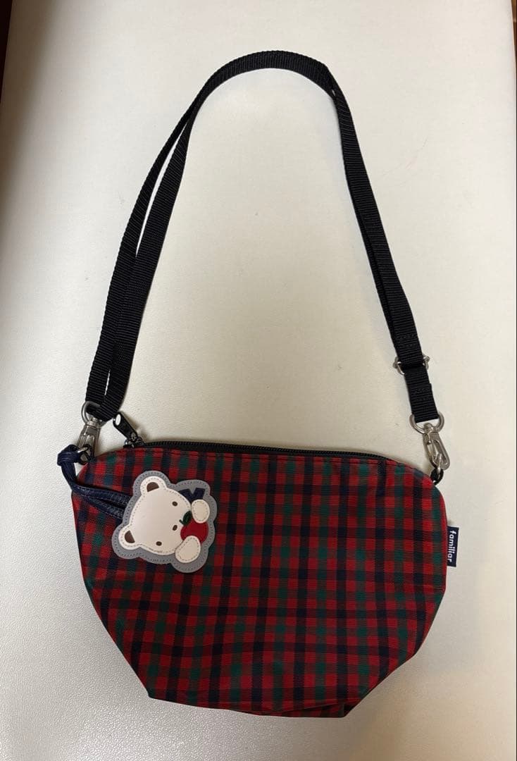 ファミリア　ポシェット