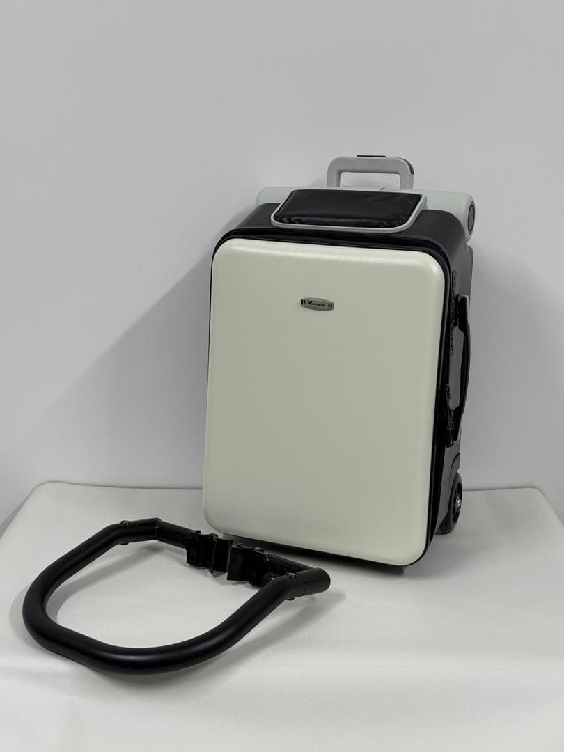 乗れるスーツケース　キッズ　キャリーケース キッズハピネストラベラ 子供