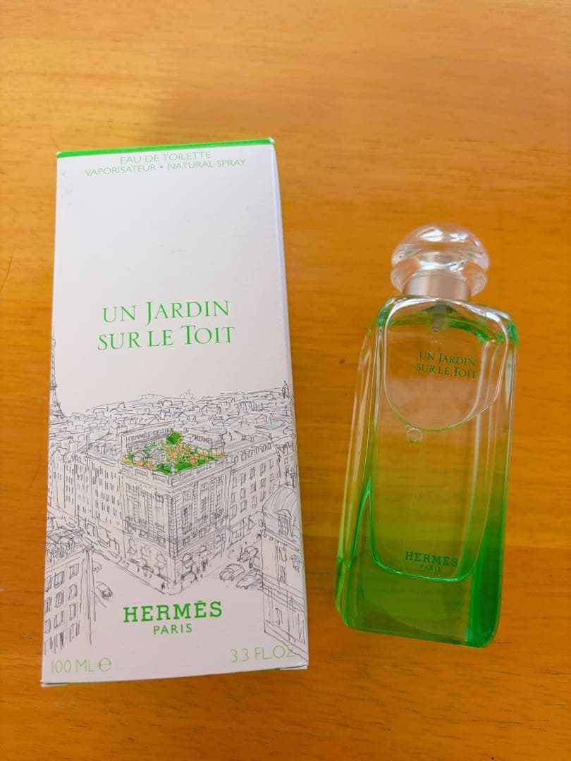 【新品未使用】エルメス 屋根の上の庭 100ml HERMES