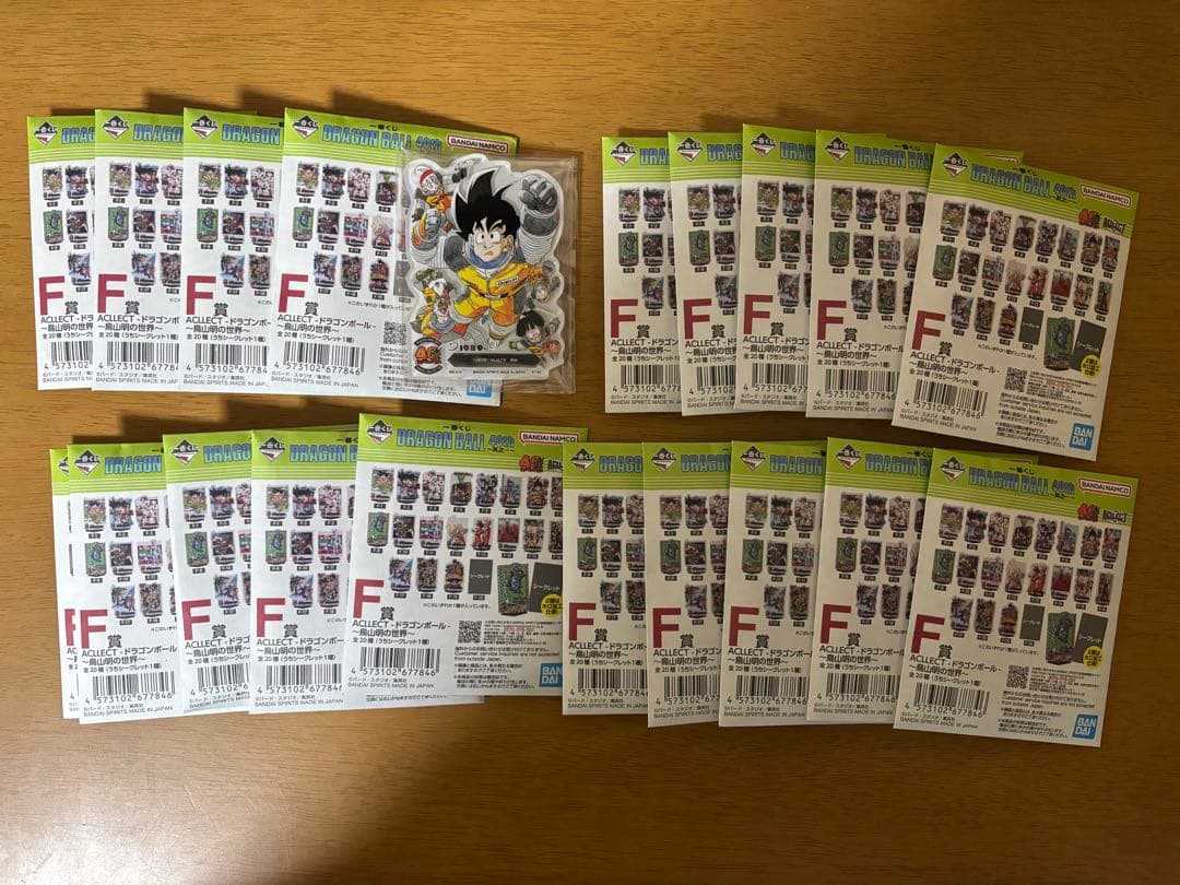 ドラゴンボール　一番くじ　40周年　アクリルスタンド