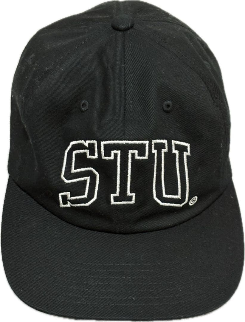 STUSSY ブラック STU キャップ STUSSY（ステューシー） キャップ 帽子 STUSSY Cadet Helvetica Logo