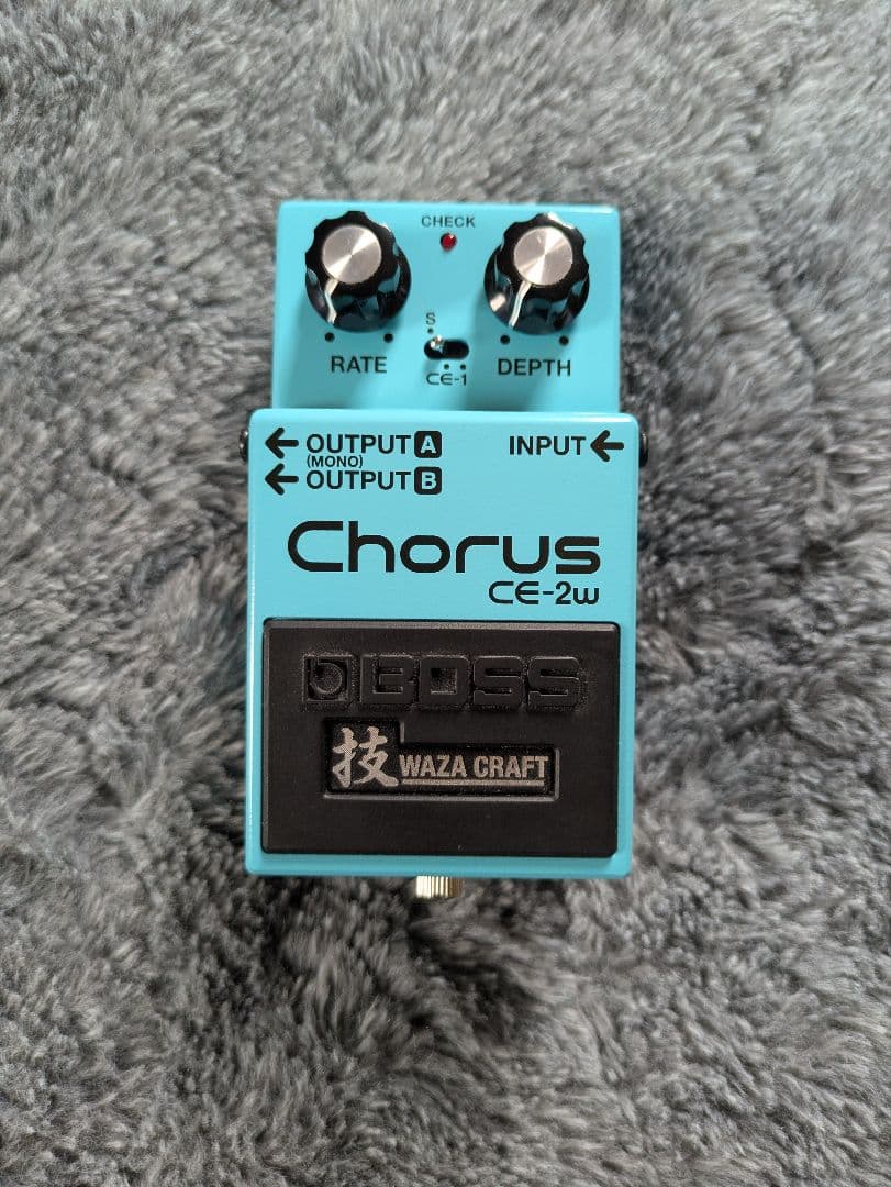 BOSS コーラス CE-2W