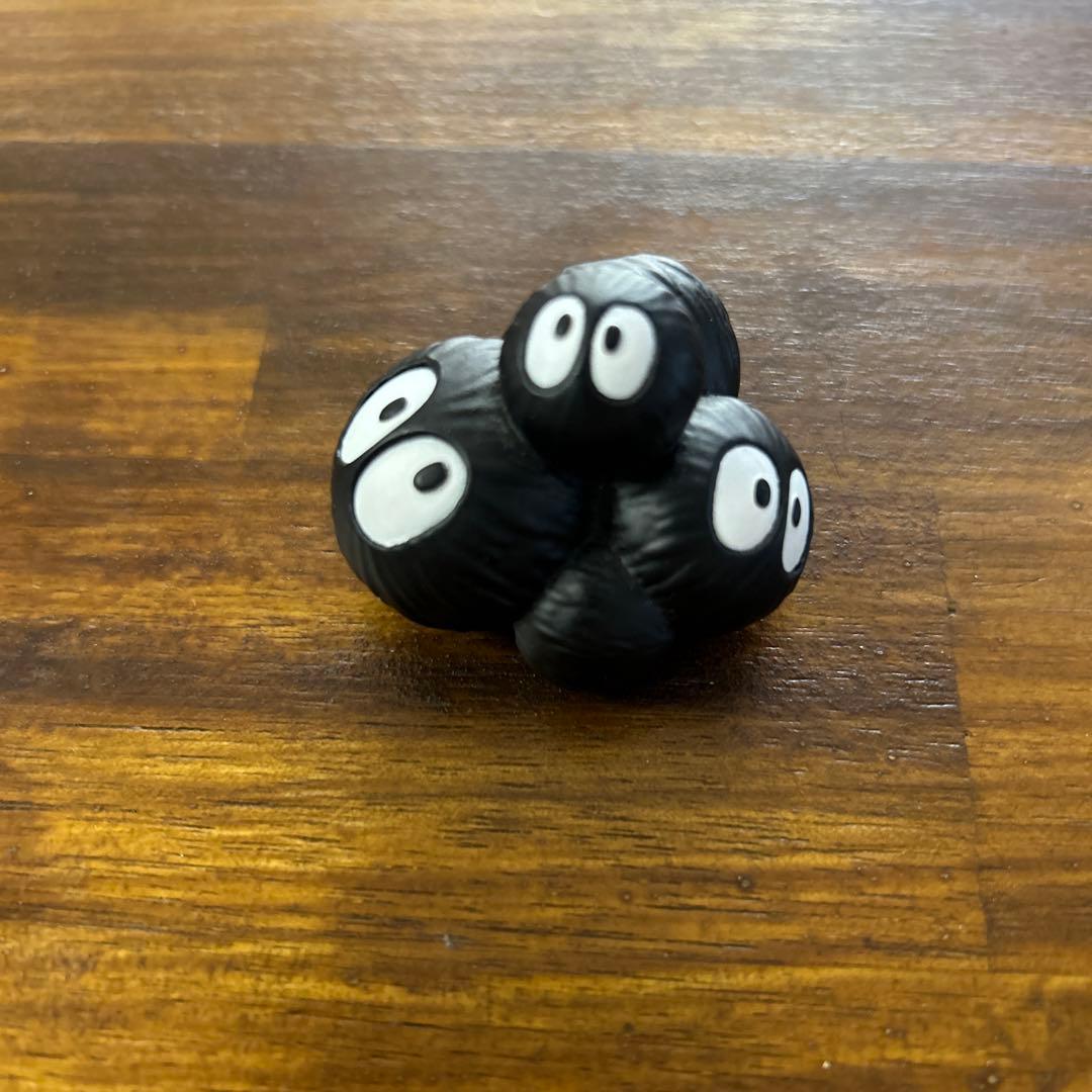 となりのトトロ まっくろくろすけ 指人形 - メルカリ