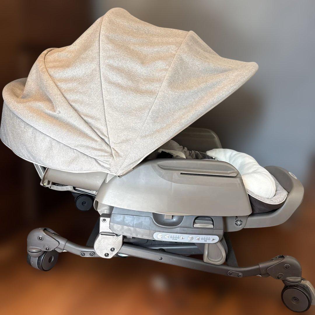 ネムリラ　コンビ　グレー　エッグショック　AUTO SWING Combi（コンビ） 電動ベビーラック レンタル ネムリラ オート