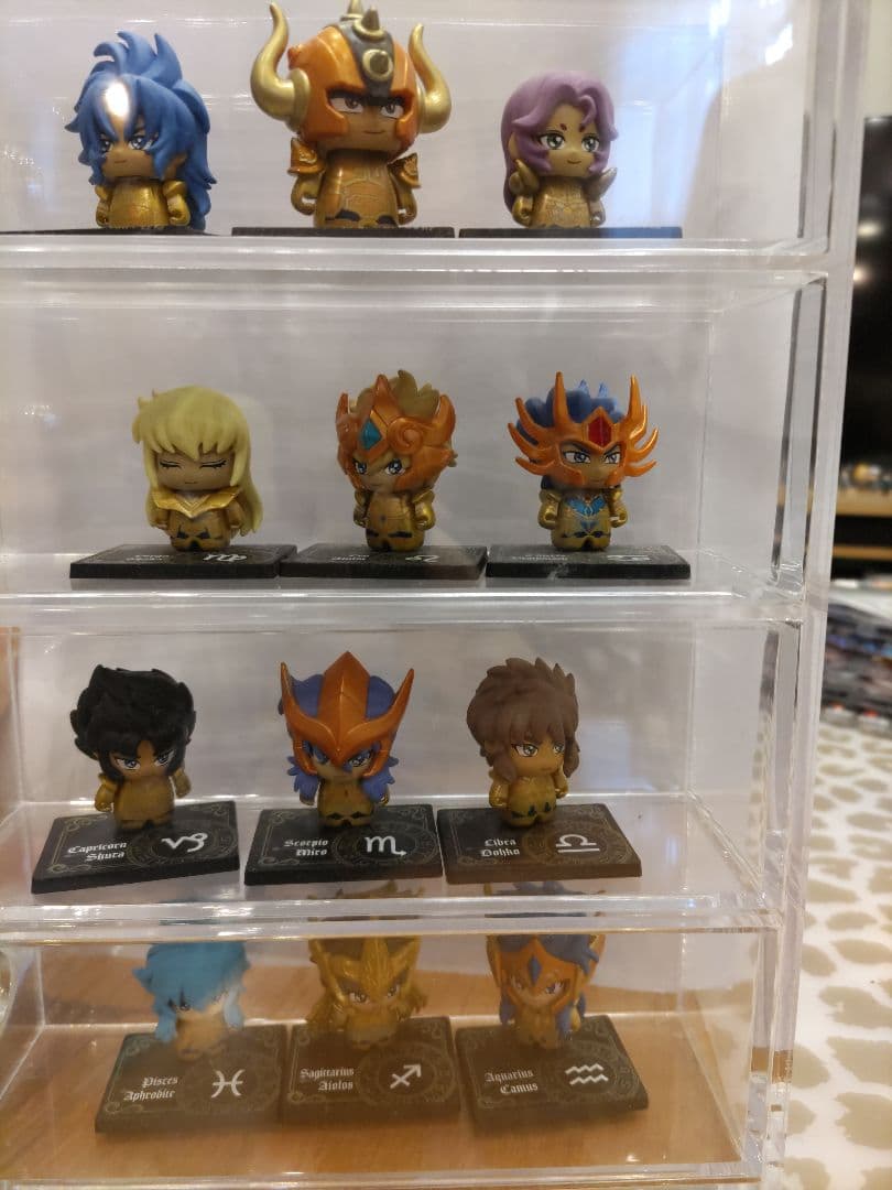 聖闘士星矢　黄金聖闘士ミニフィギュアガチャ　12体コンプリートセット