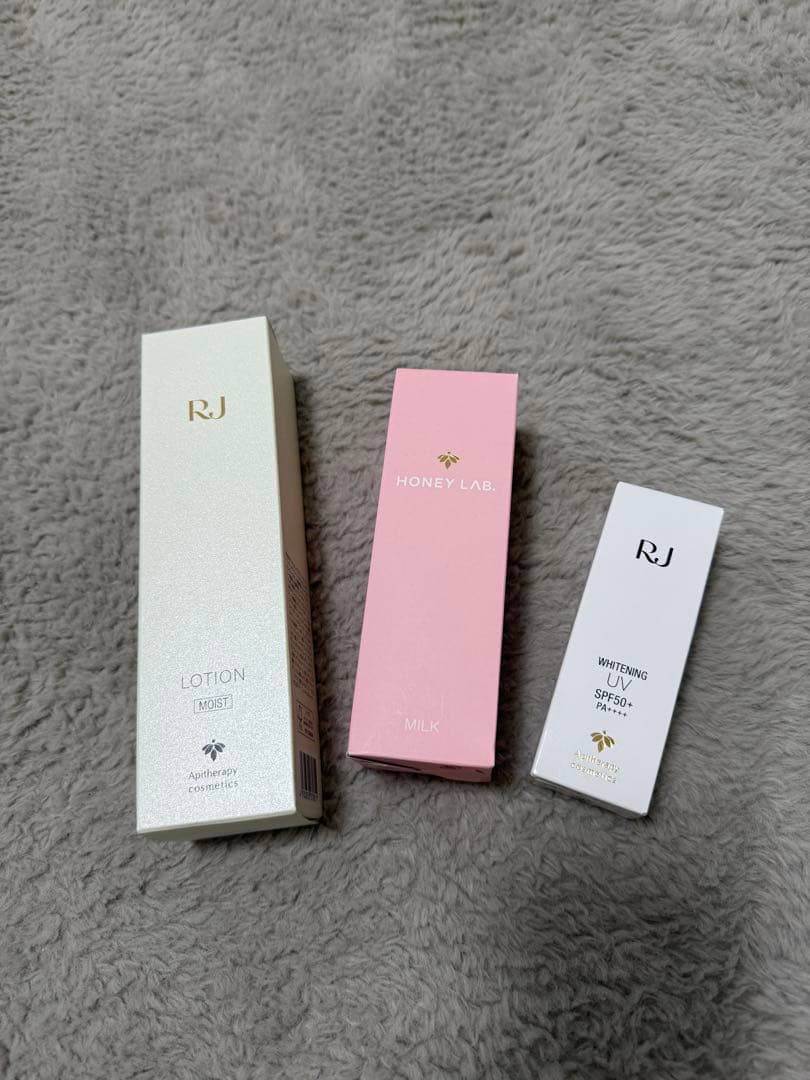 RJスキンケア　下地&化粧水&ハニーラボ乳液