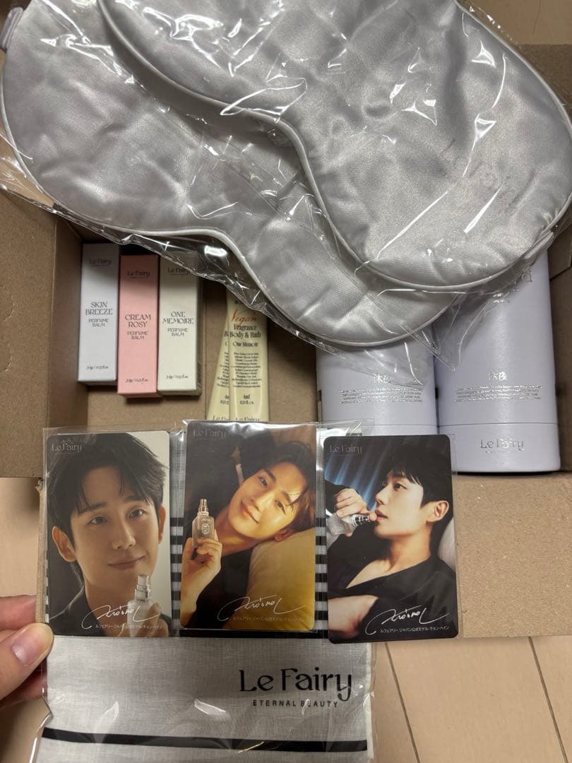 ルフェアリー×チョンヘイン　香水・トレカ・バンダナセット