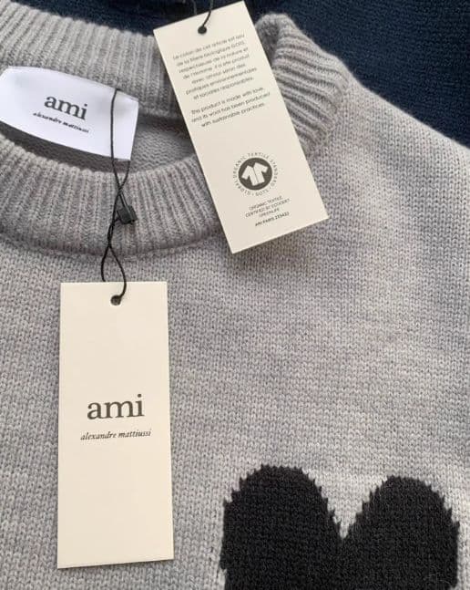 AMI PARIS グレー セーター ハート刺繍 ブラック L 男女兼用 - メルカリ