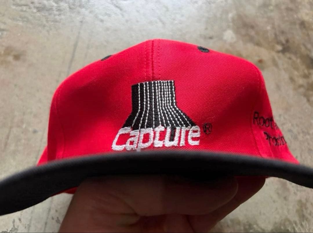 激レアデッドストック企業系トラッカーキャップ - メルカリ