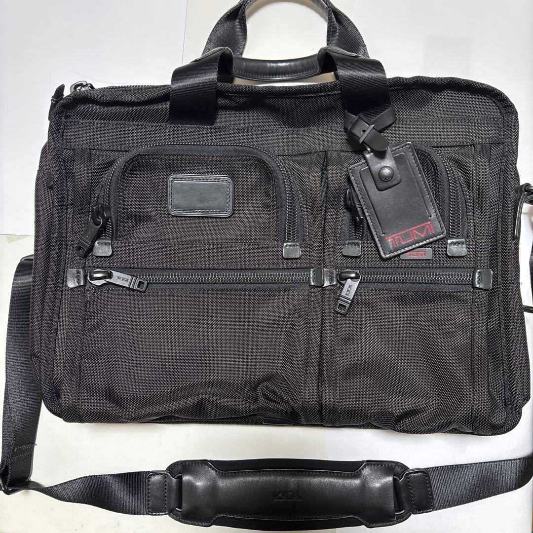 TUMI ビジネスバッグ ブラック 26141DH ショルダー　使用感なし美品 TUMI ブラック ビジネスバッグ 26141DH - メルカリ