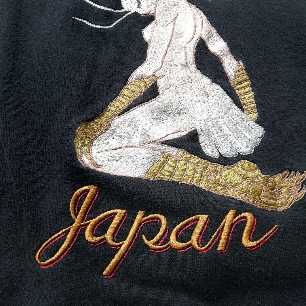 beauty:beast ×COSPA シレーヌ 刺繍 スウェットシャツ - メルカリ